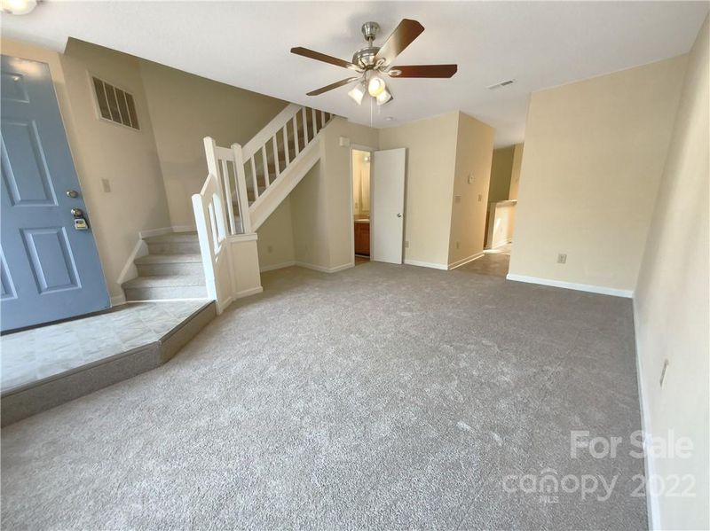 6445 Windsor Gate Ln, Charlotte, NC 28215
