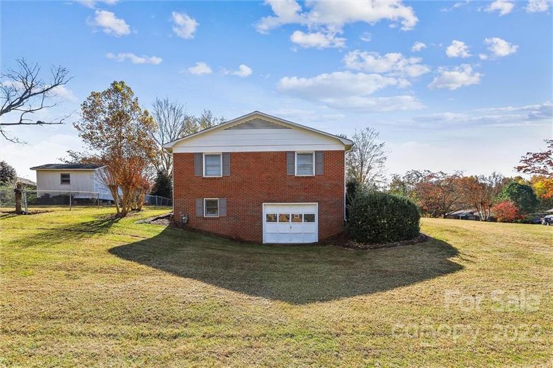 901 Tait St, Lincolnton, NC 28092