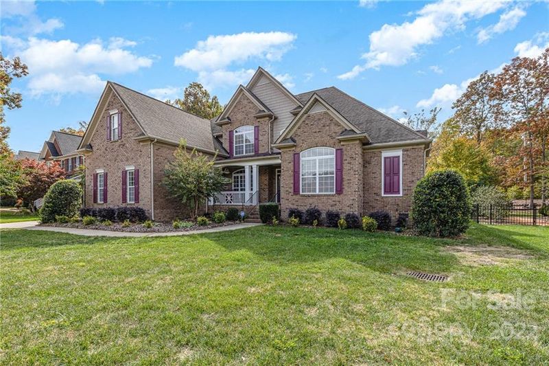 2502 Albatross Ln, Matthews, NC 28104