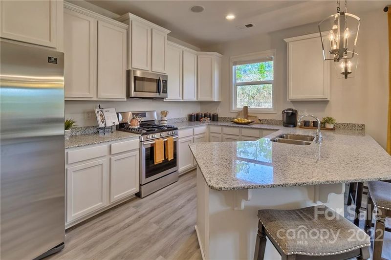488 Hickory View Dr, Rock Hill, SC 29732
