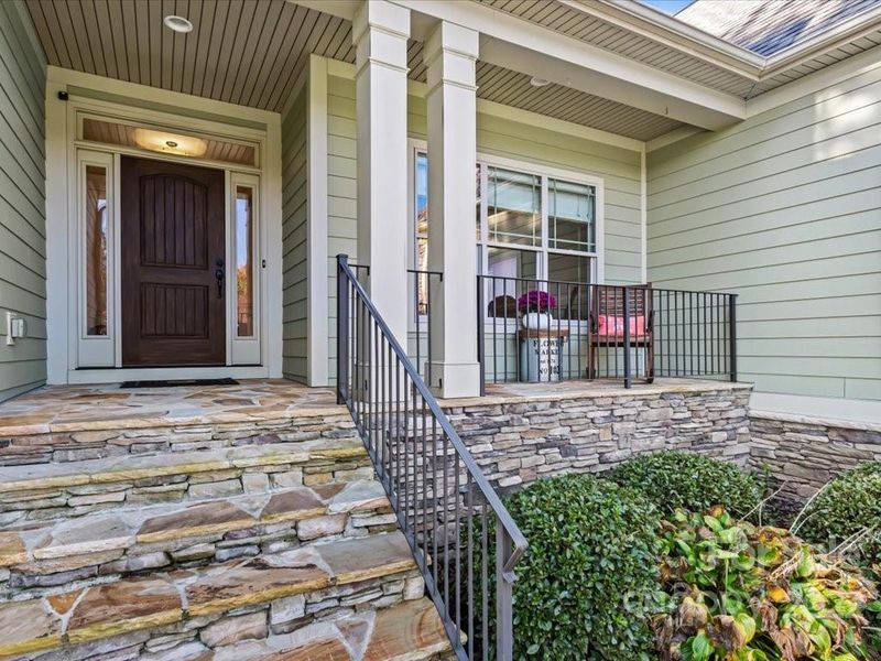 6032 Tipperary Dr, Denver, NC 28037