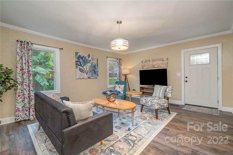 309 Oakdale St, Gastonia, NC 28054
