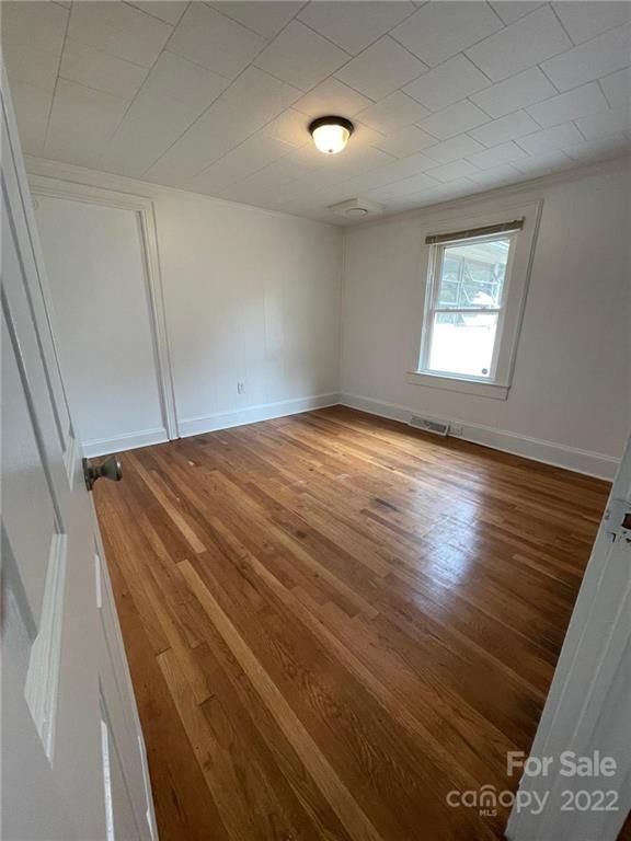 2405 Mcgill St, Kannapolis, NC 28081