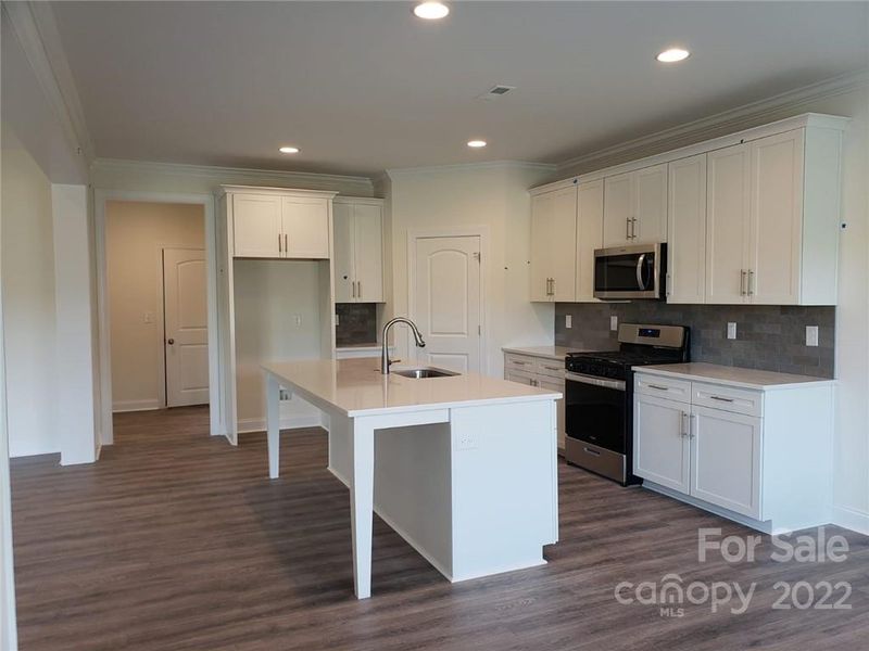 4339 Legacy Dr, Denver, NC 28037