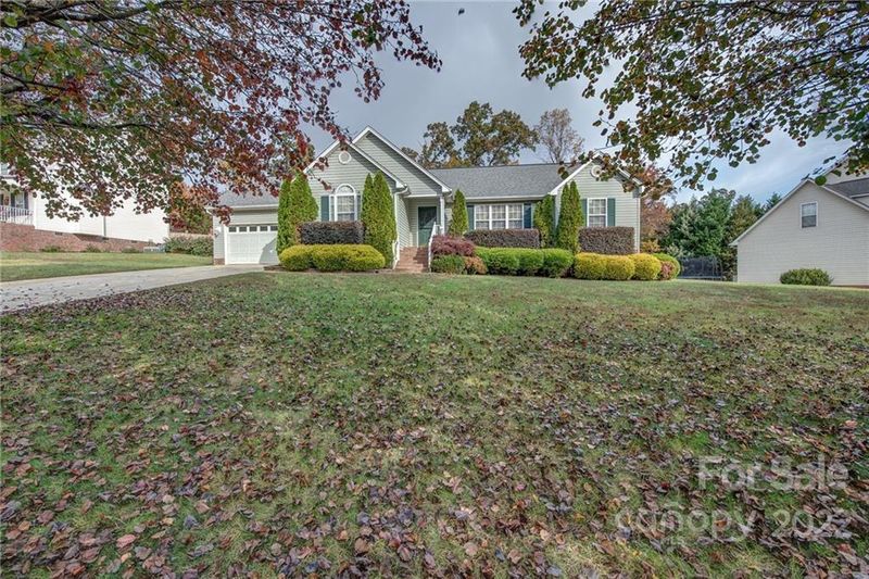 913 Brooklee Dr, Kings Mountain, NC 28086