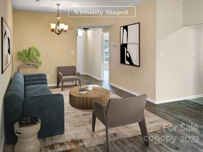 9041 Cinnabay Dr, Charlotte, NC 28216
