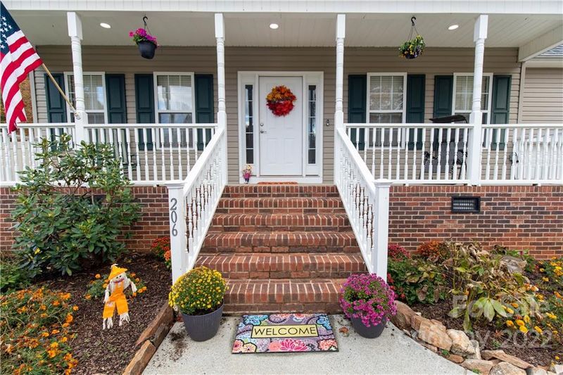 206 Shenandoah Loop, Troutman, NC 28166