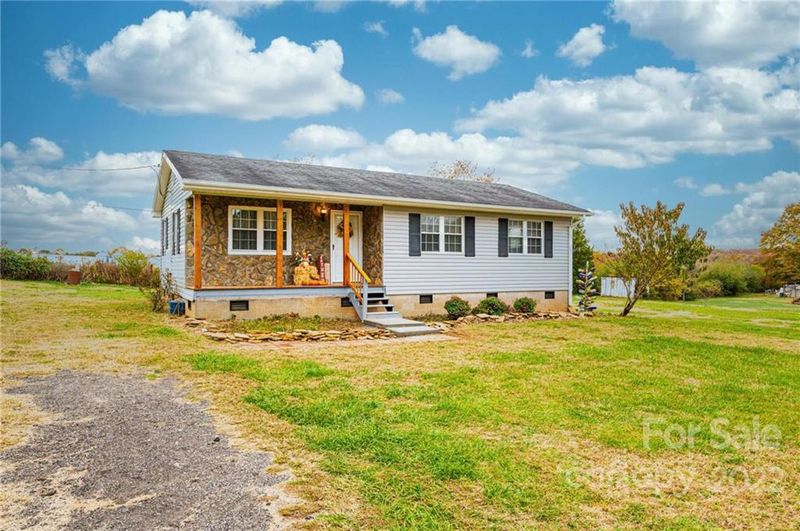 7717 Rose Ridge Ln, Vale, NC 28168