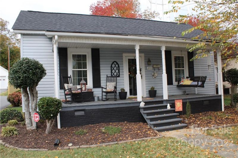 220 S East Ave, Kannapolis, NC 28083