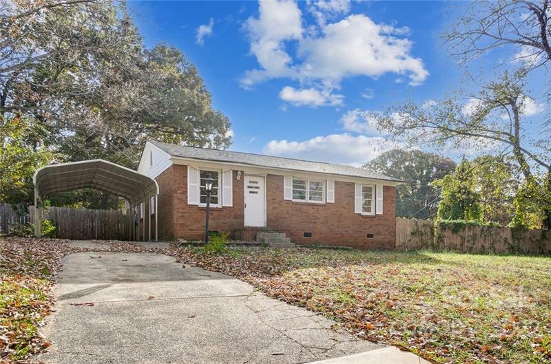5739 Coulee Pl, Charlotte, NC 28217