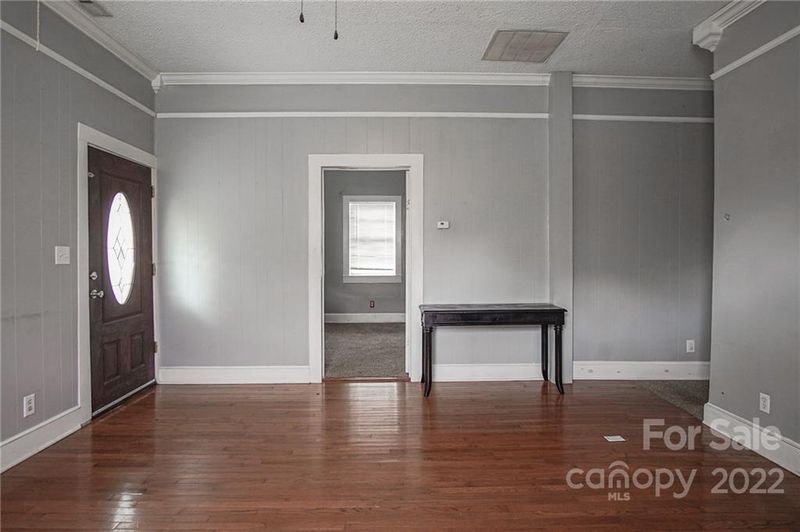 306 2nd St, Stanley, NC 28164