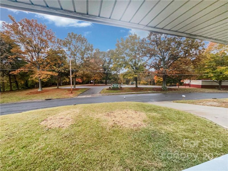 1602 Bristol Rd, Statesville, NC 28677