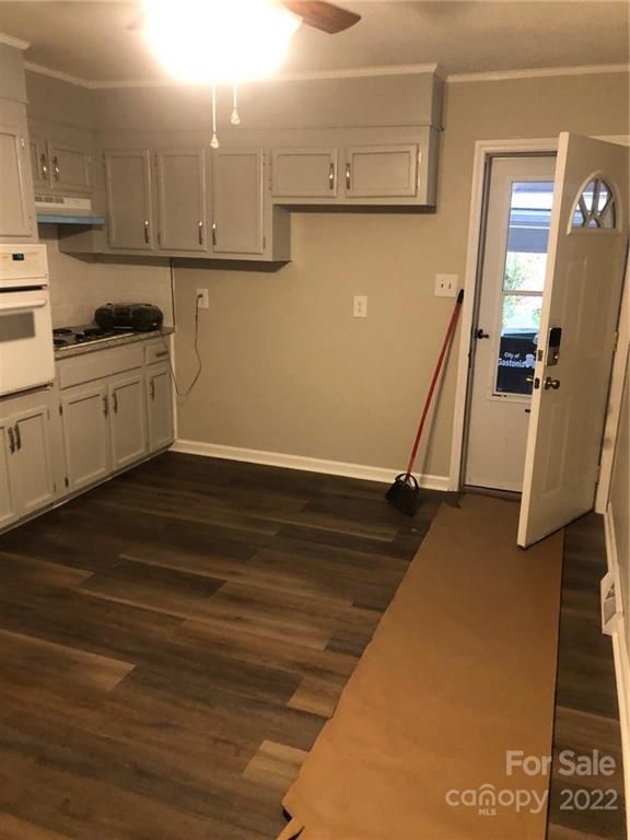 1023 Midway Dr, Gastonia, NC 28052