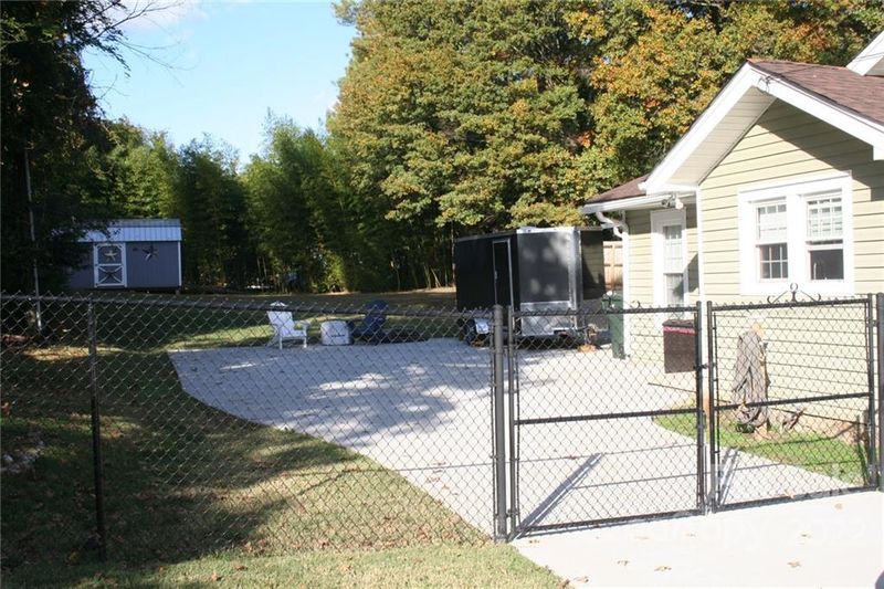 314 4th Ave, Gastonia, NC 28054