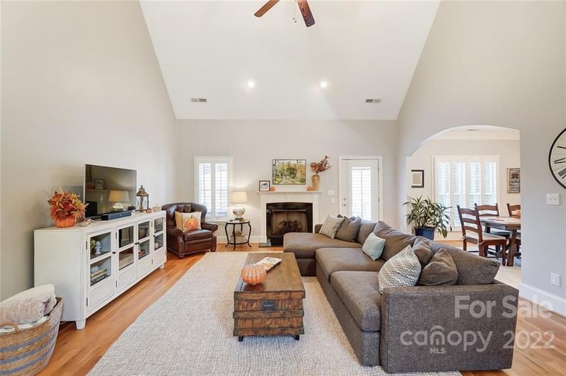 2152 Conner Cove Ln, Denver, NC 28037