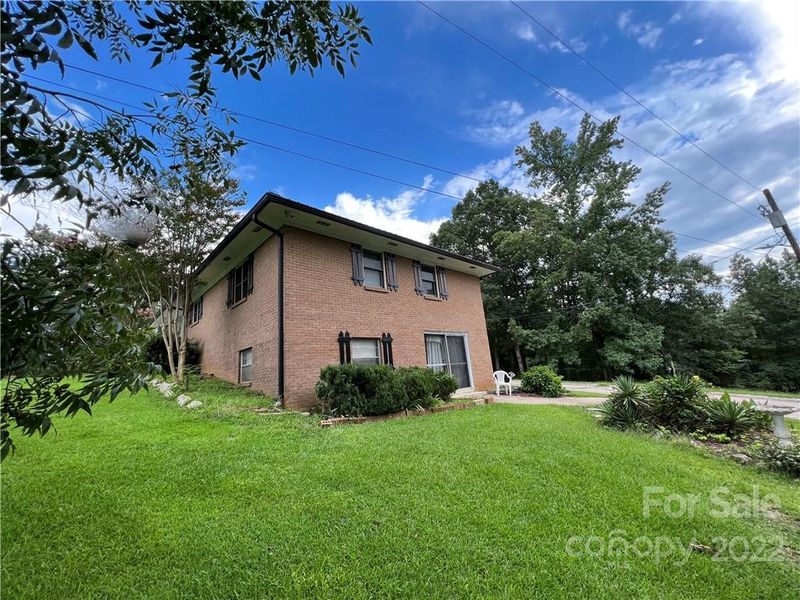 2586 Centergrove Rd, Kannapolis, NC 28083