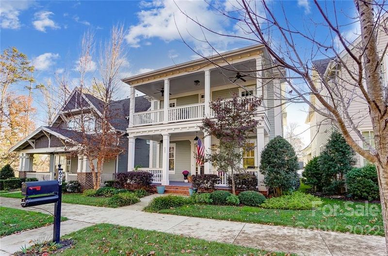 629 Hudson Pl, Davidson, NC 28036