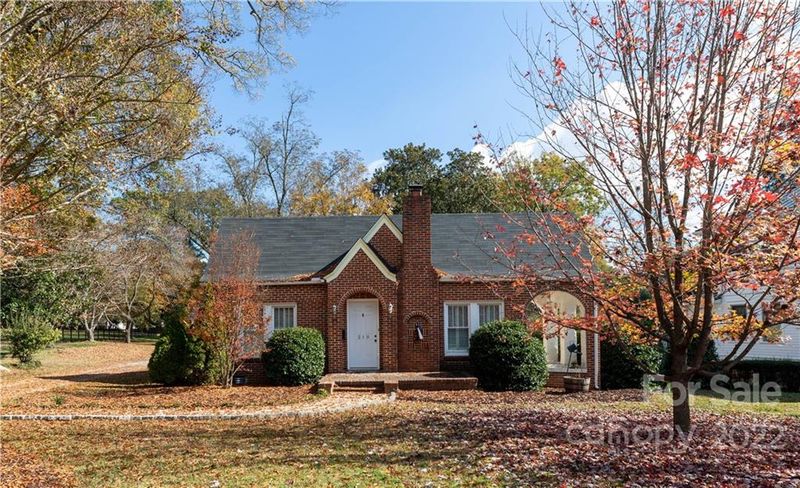 210 Kings Mountain St, York, SC 29745