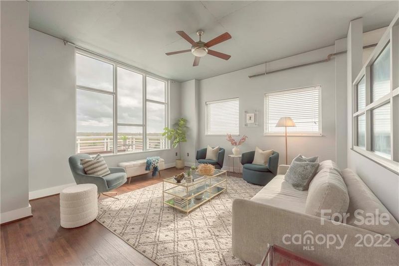 505 E 6th St #711, Charlotte, NC 28202