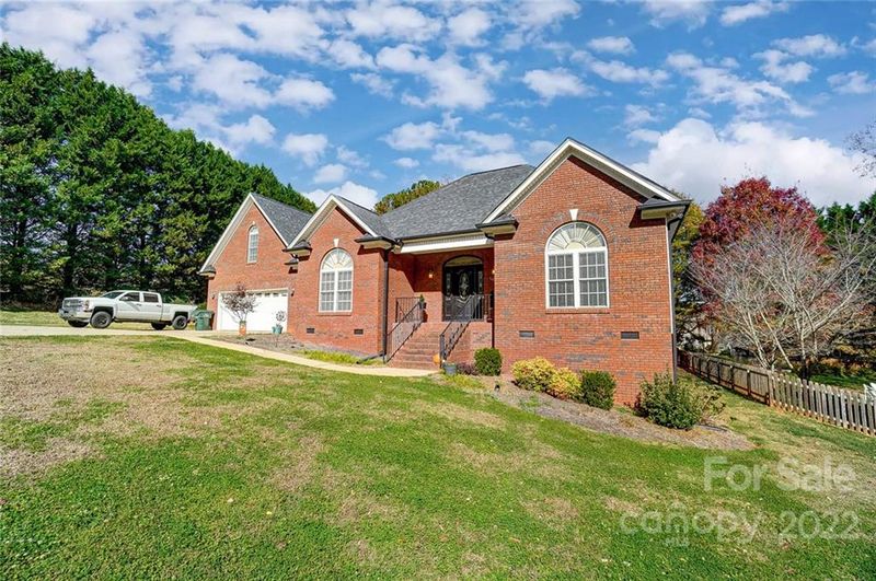 4600 Old Stone Ln, Gastonia, NC 28056