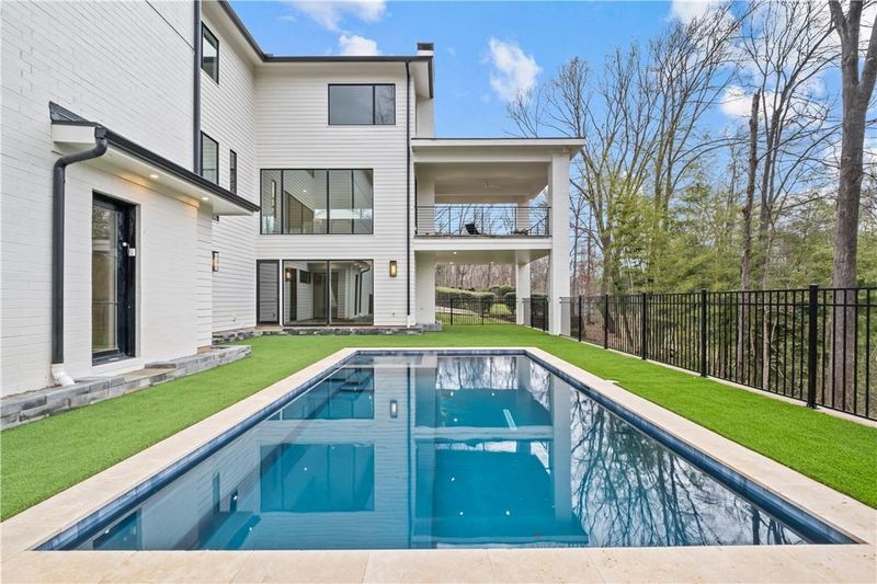 4327 Belknap Rd, Charlotte, NC 28211