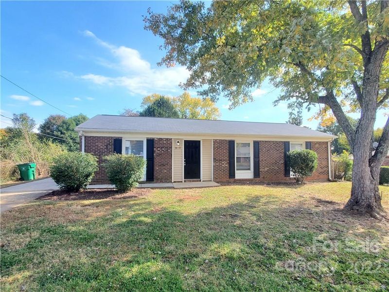 3810 Bardot Dr, Charlotte, NC 28216
