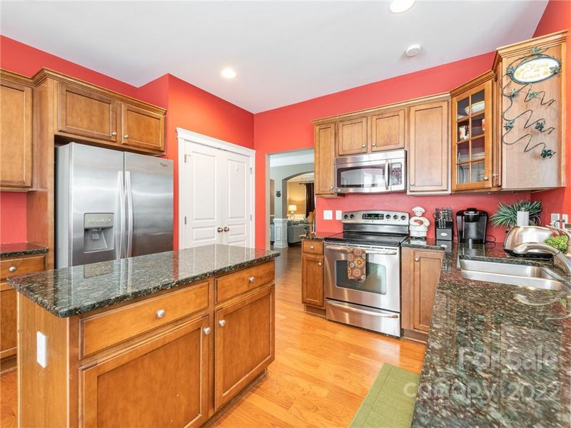 1038 Fleming Ln, Matthews, NC 28104