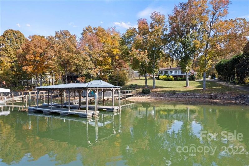 4243 Barbrick St, Sherrills Ford, NC 28673