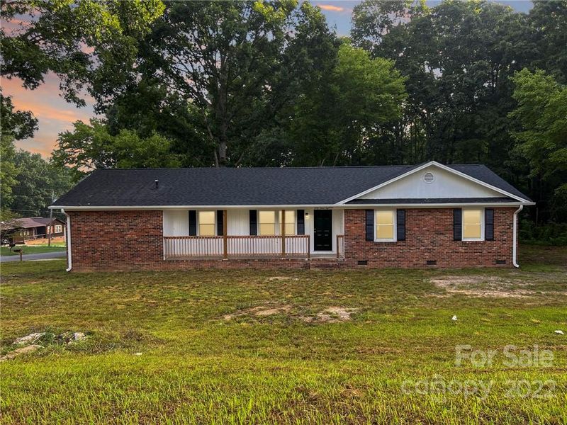 4318 Freeport Dr, Gastonia, NC 28052