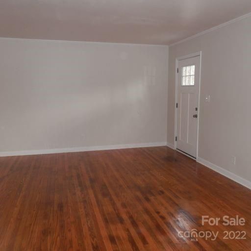 3711 Stonehaven Dr, Charlotte, NC 28215