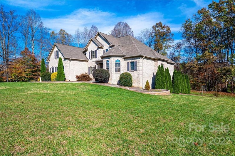 1280 Harper Lee Dr, Newton, NC 28658