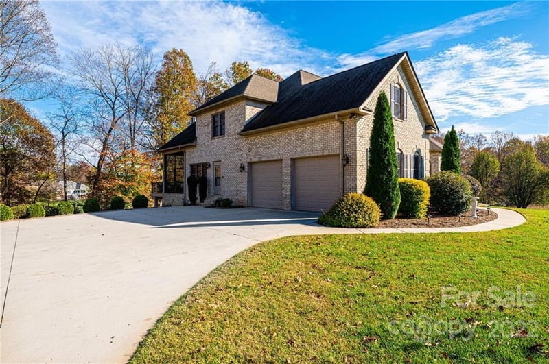 1280 Harper Lee Dr, Newton, NC 28658