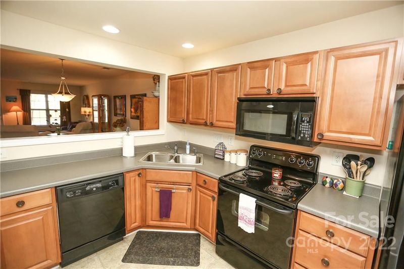 2696 Brackley Pl, Concord, NC 28027