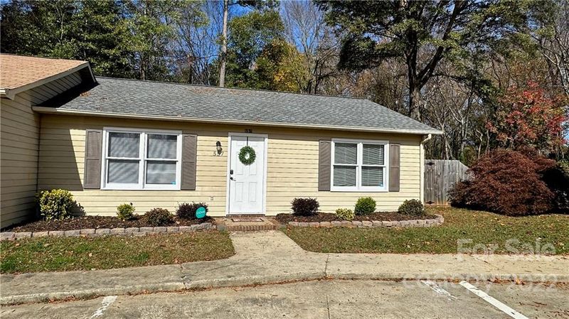 557 Cedarvilla Dr, Rock Hill, SC 29730