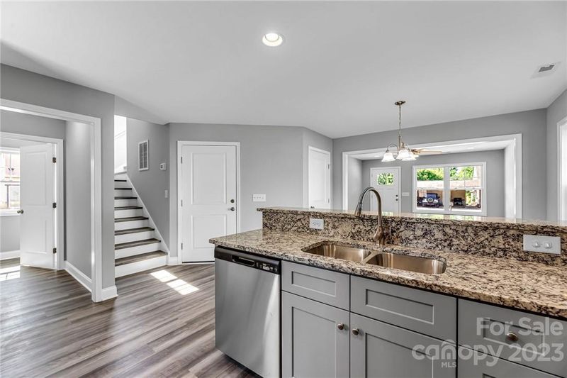 310 Glenn Ave, Kannapolis, NC 28081