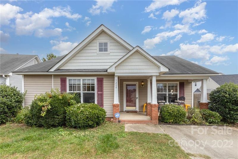 1208 Bicycle Ct, Gastonia, NC 28054