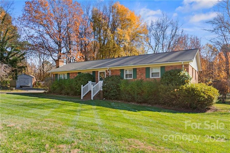 317 Middleton Ave, Matthews, NC 28104