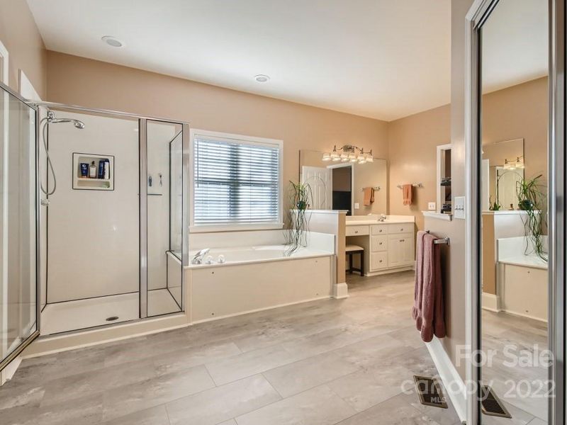 4856 Sherborne Dr, Harrisburg, NC 28075