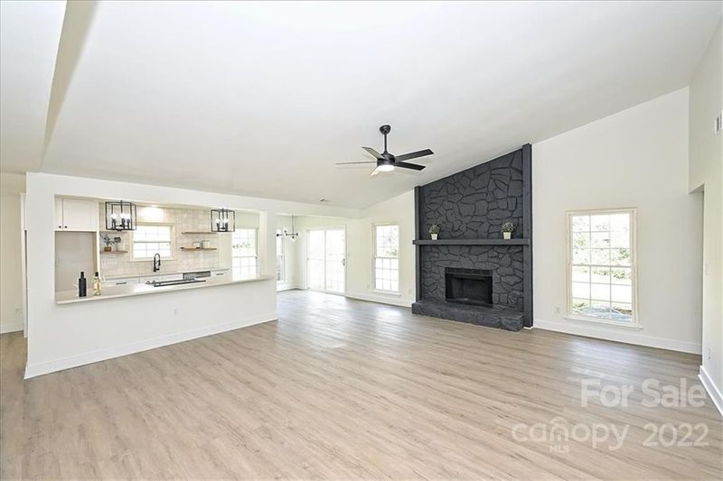 6413 Danbrooke Park Dr, Mint Hill, NC 28227