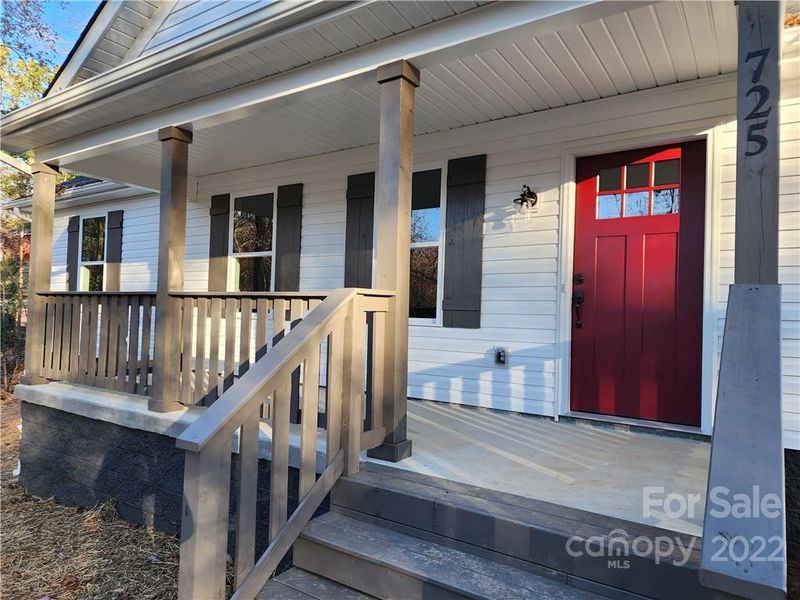 725 Baker St, Kannapolis, NC 28081