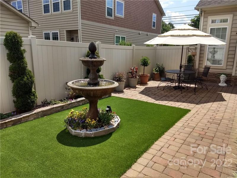 18520 W Catawba Ave, Cornelius, NC 28031