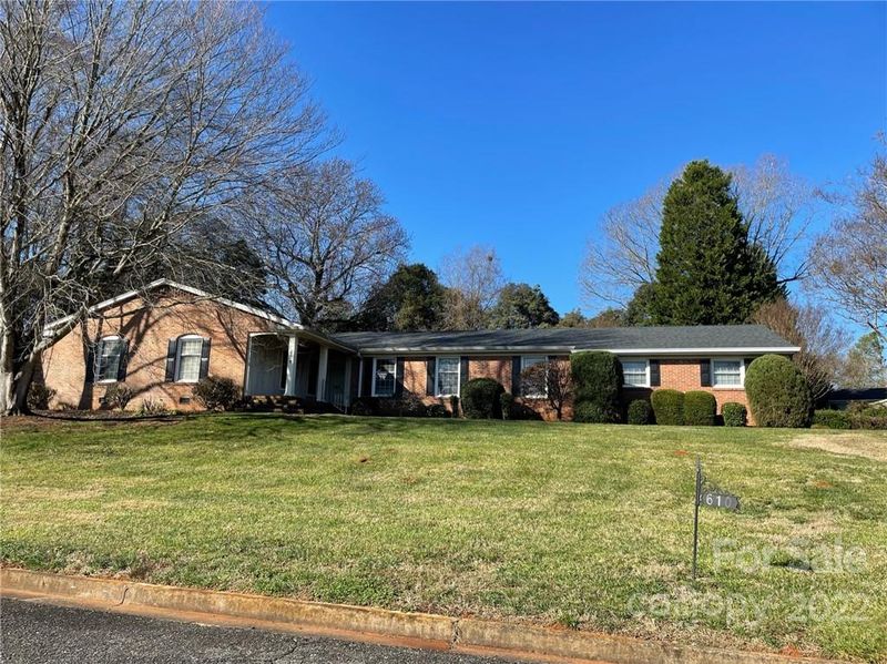 610 Melody Ct, Gastonia, NC 28054