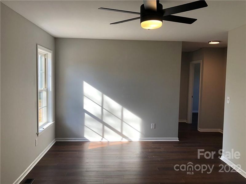 2558 Ellys St, Lincolnton, NC 28092