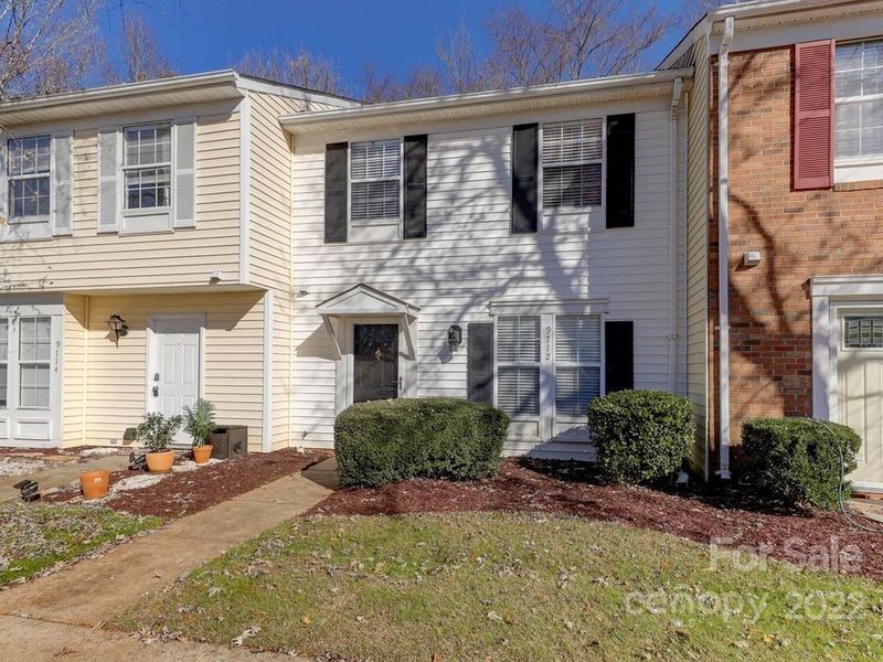 9712 Old Gate Dr, Matthews, NC 28105