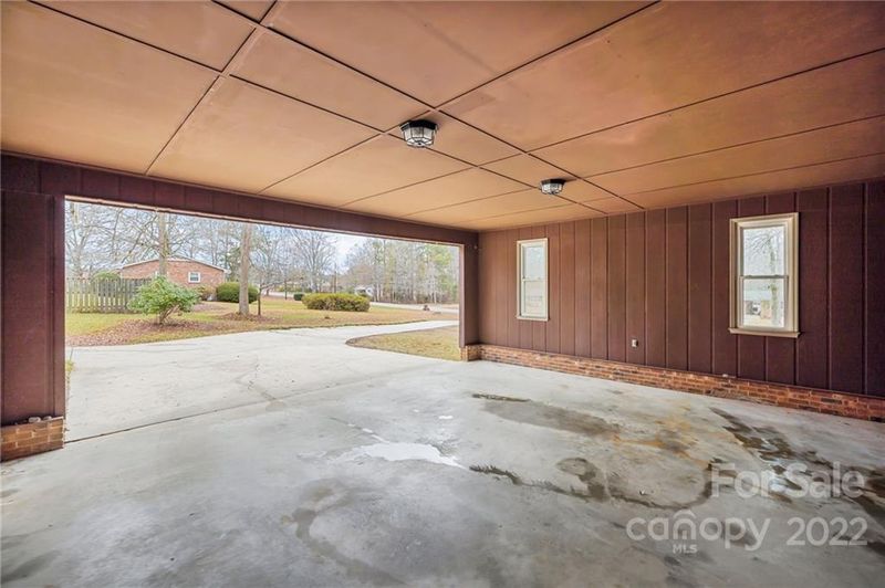 2765 Pineview Dr, Lancaster, SC 29720