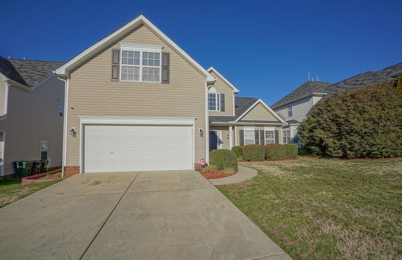 554 Clearwater Dr, Concord, NC 28027