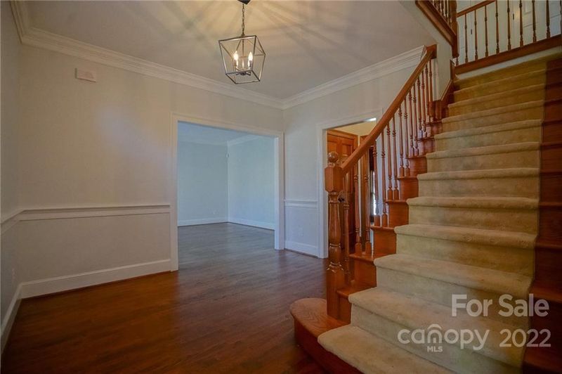 10139 Foxhall Dr, Charlotte, NC 28210