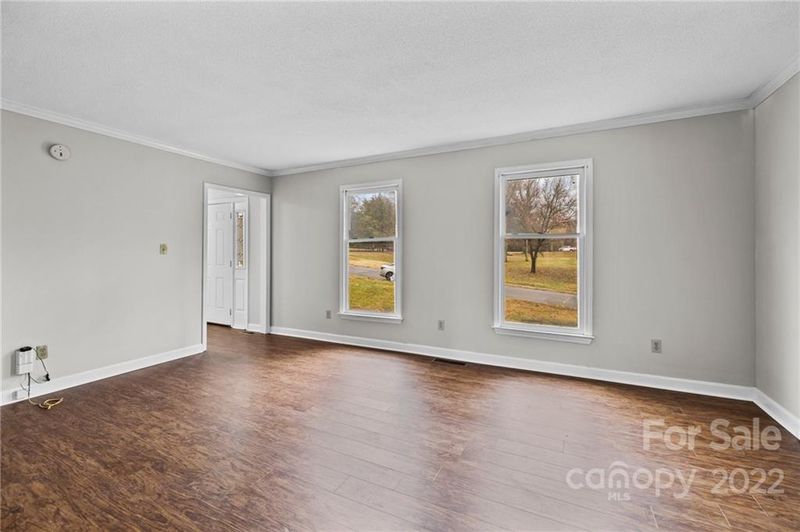6400 Dougherty Dr, Charlotte, NC 28213