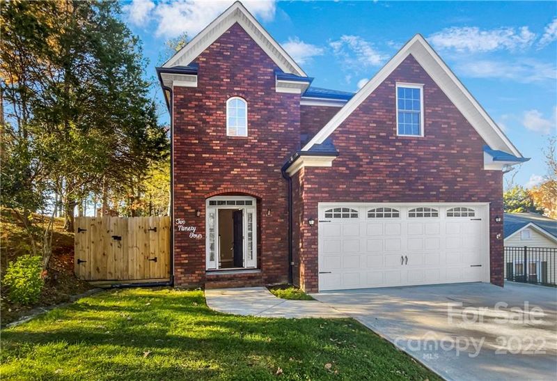 294 Crestside Dr, Concord, NC 28025
