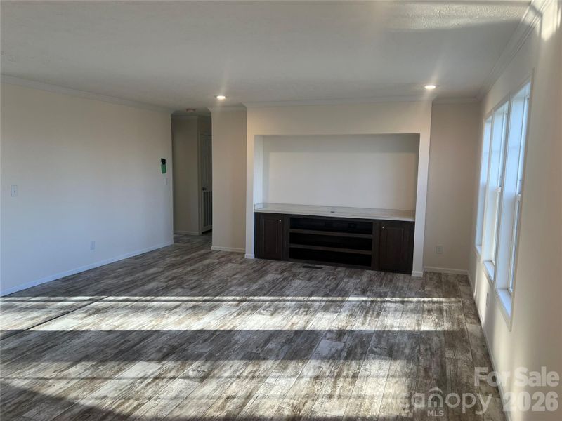 5748 Dalmatian St, Iron Station, NC 28080